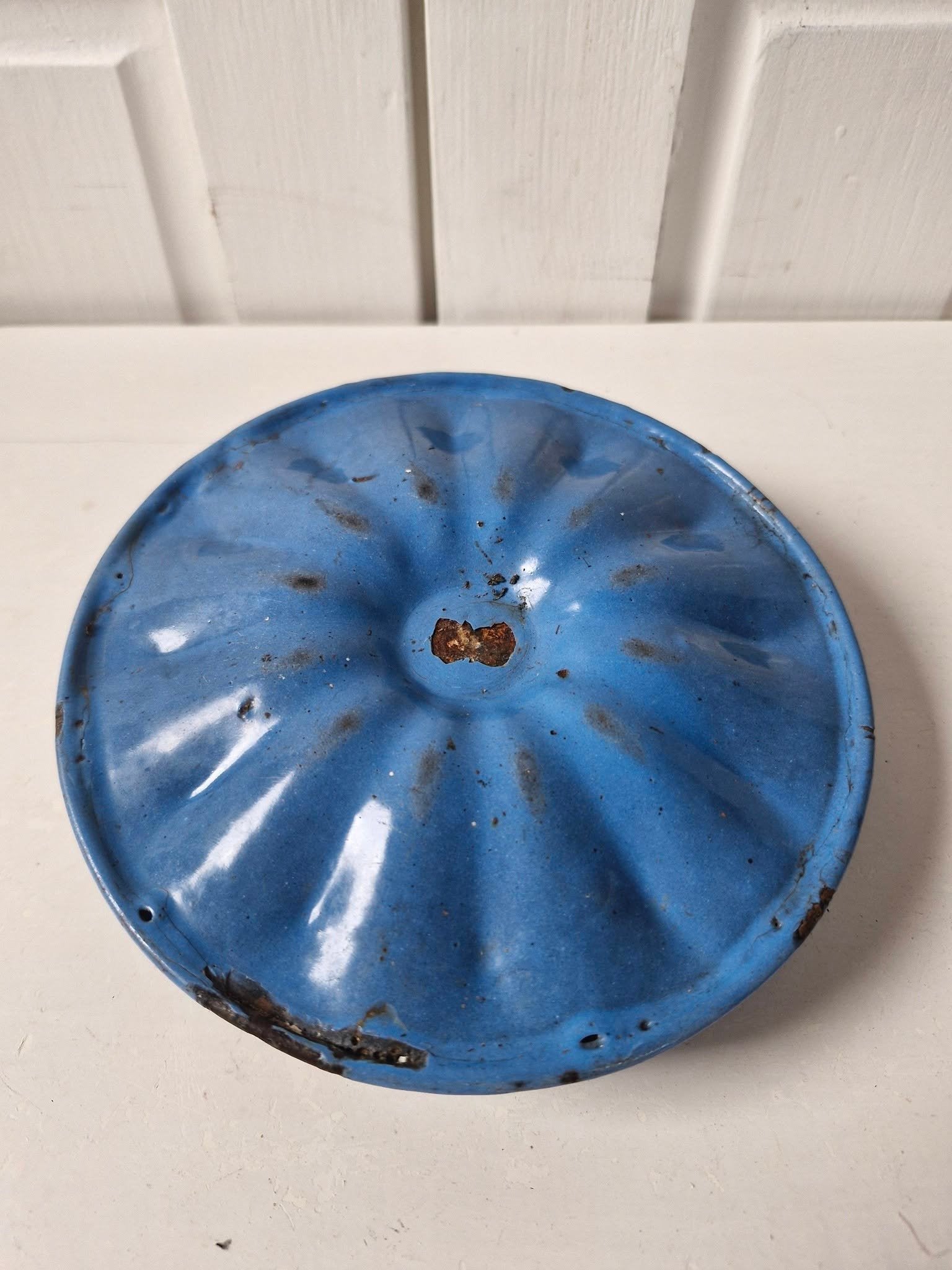Blauw emaille blaker