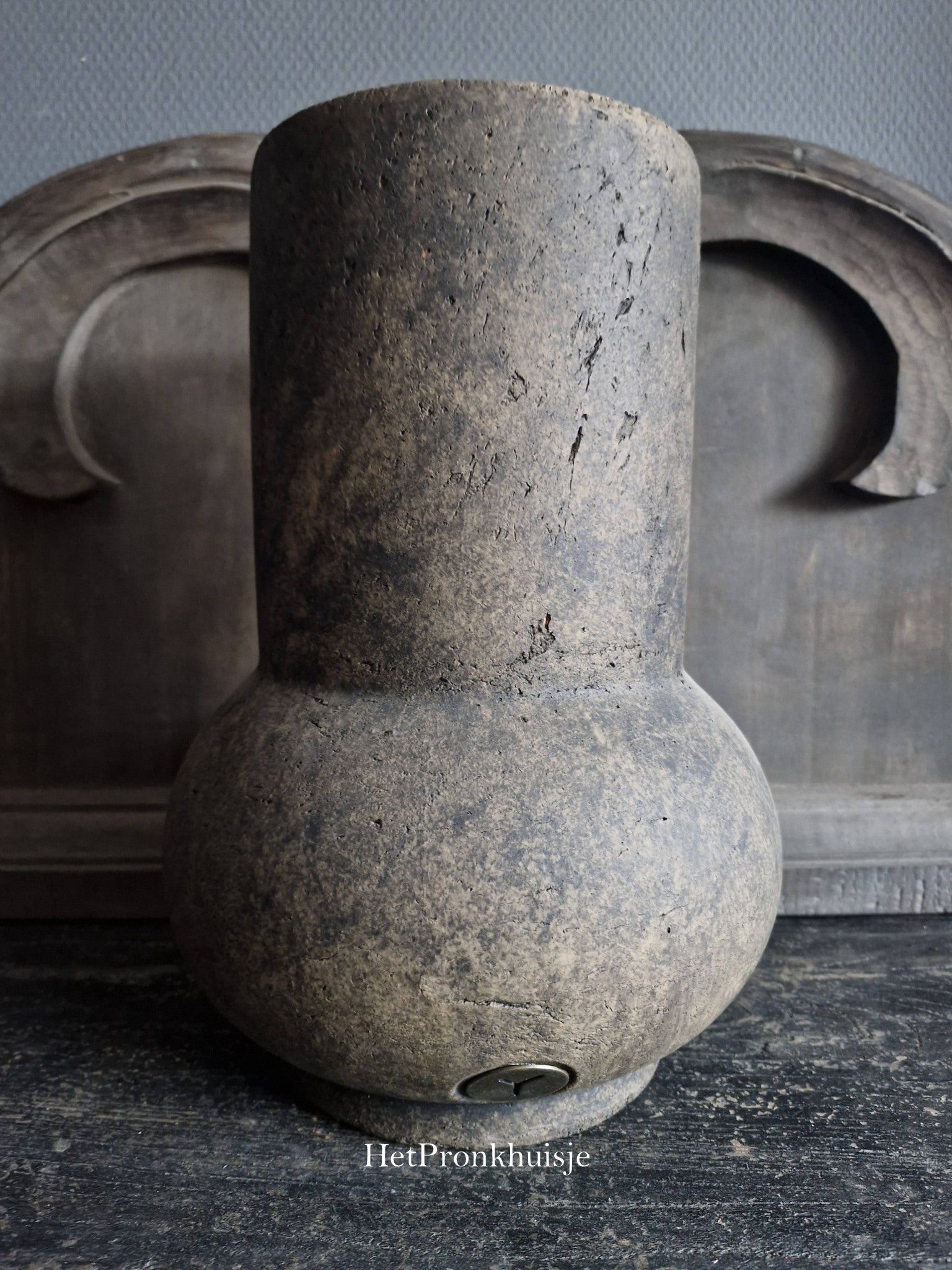 Brynxz vase. Majestic Brown