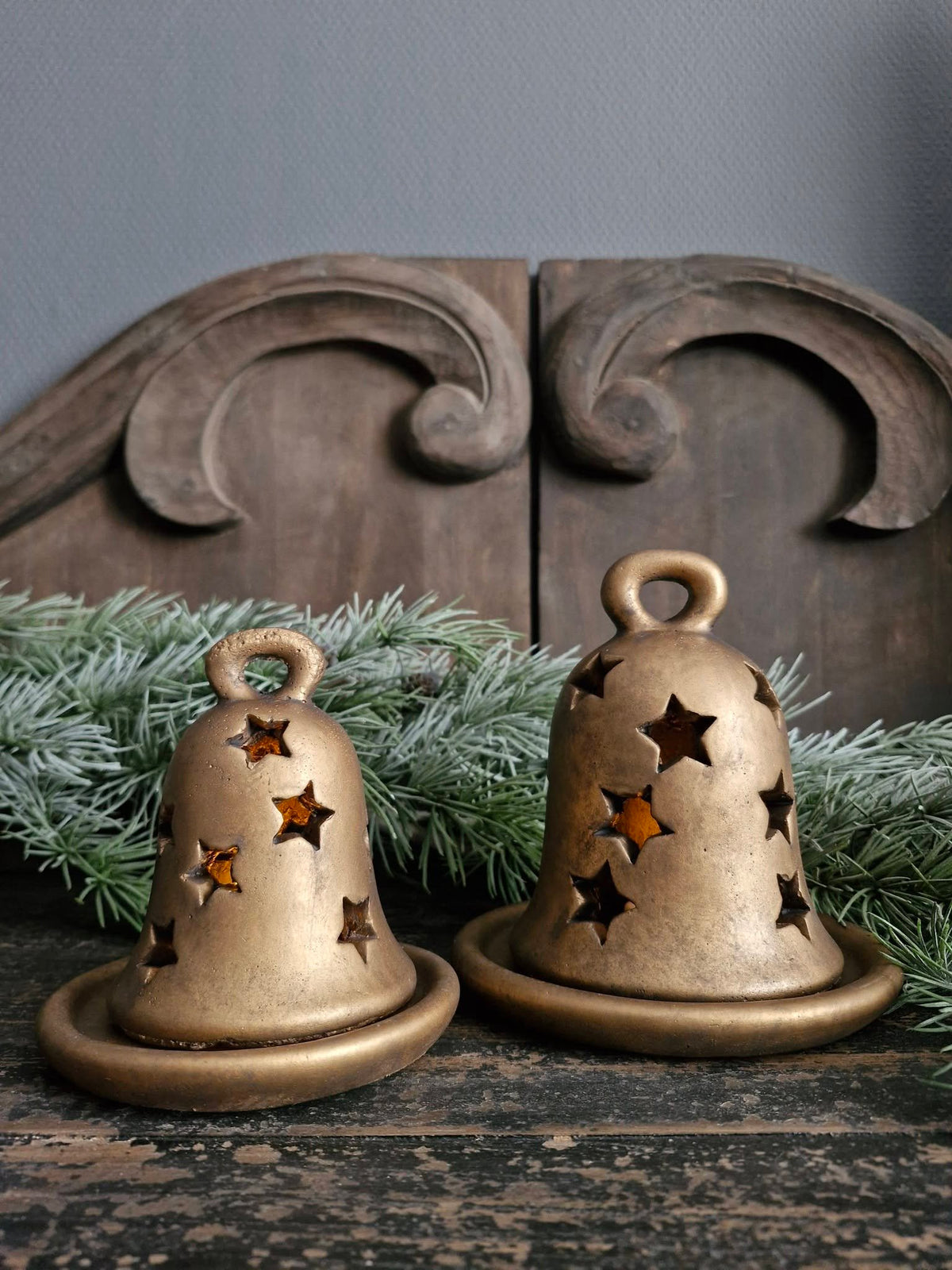 Brynxz. Set 2. Jinglebells tealightcup. Majestic gold