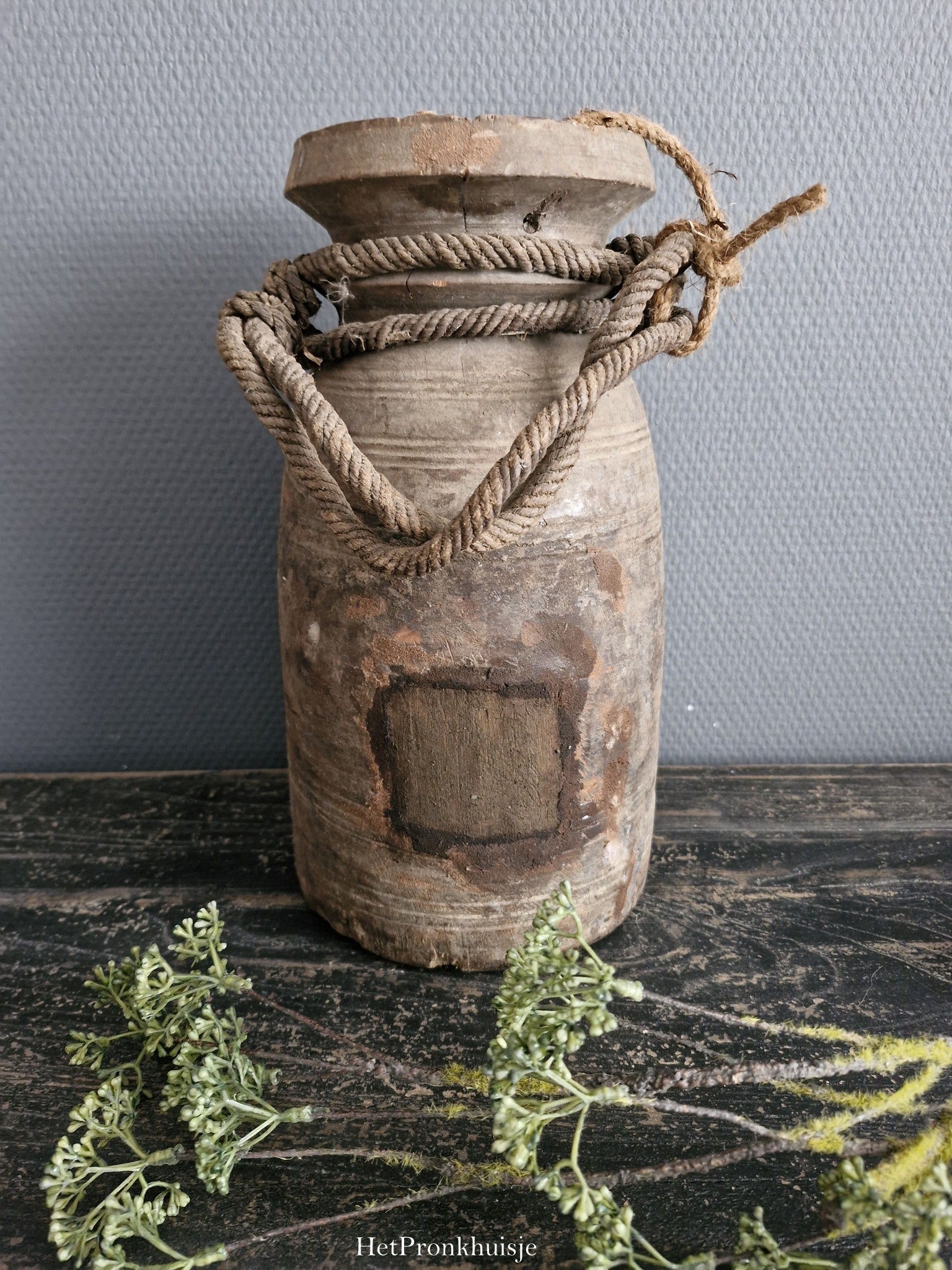 Houten Nepalese pot met deksel