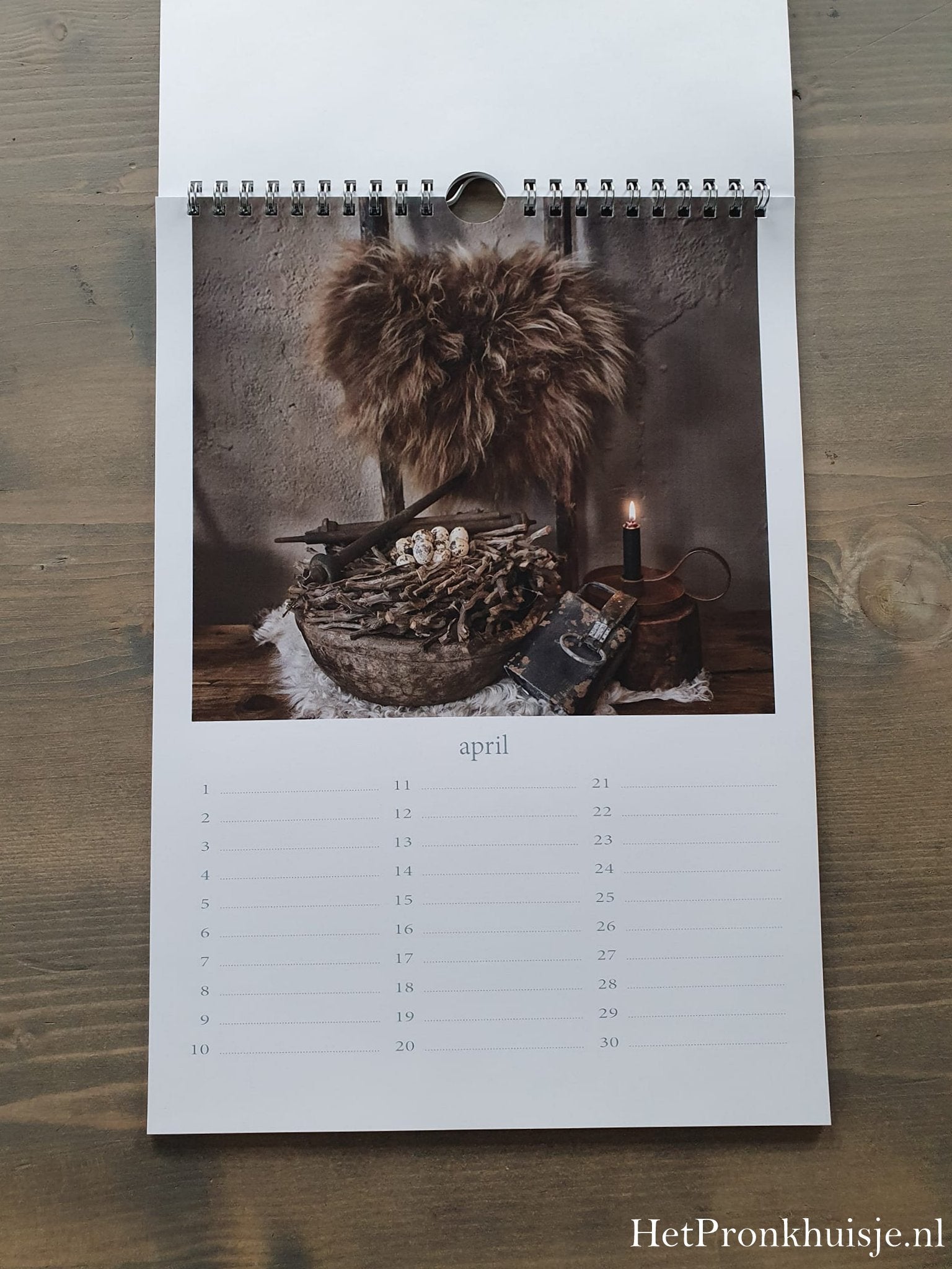 Kalender. Nepalese potten