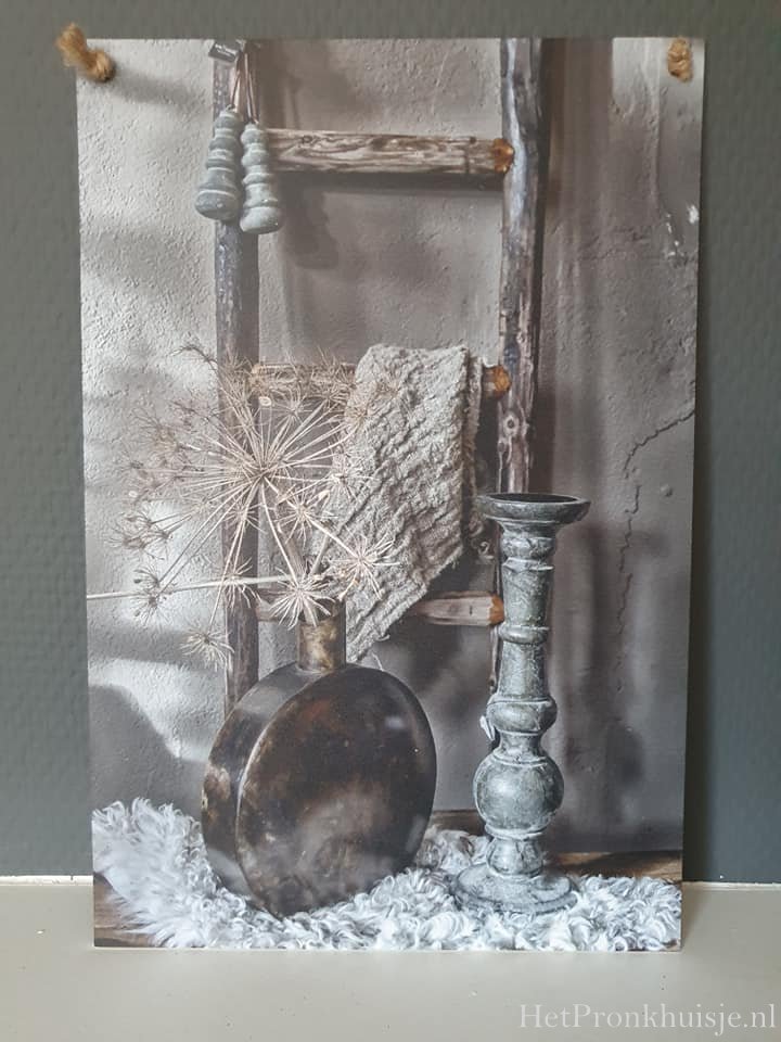 Muurbordje aan touw. Ladder