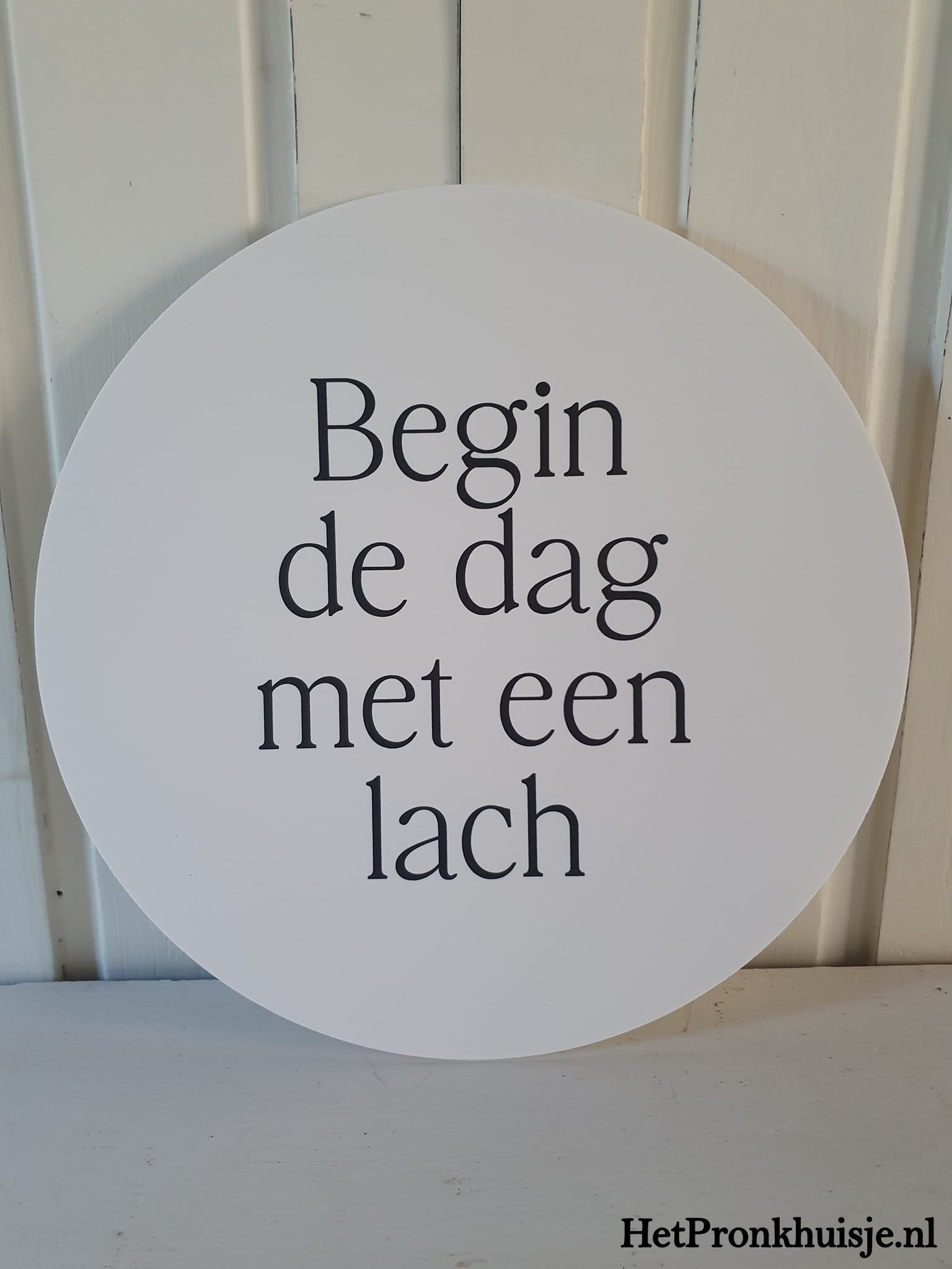 Muurcirkel. Begin de dag. Wit.