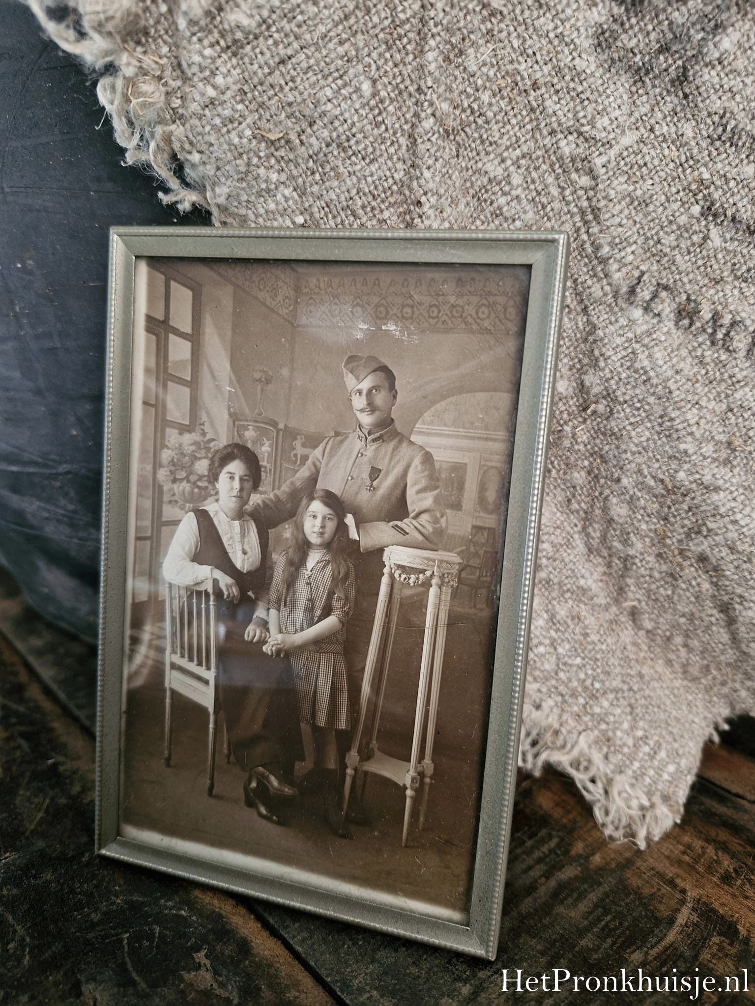 Oud fotolijstje (03)