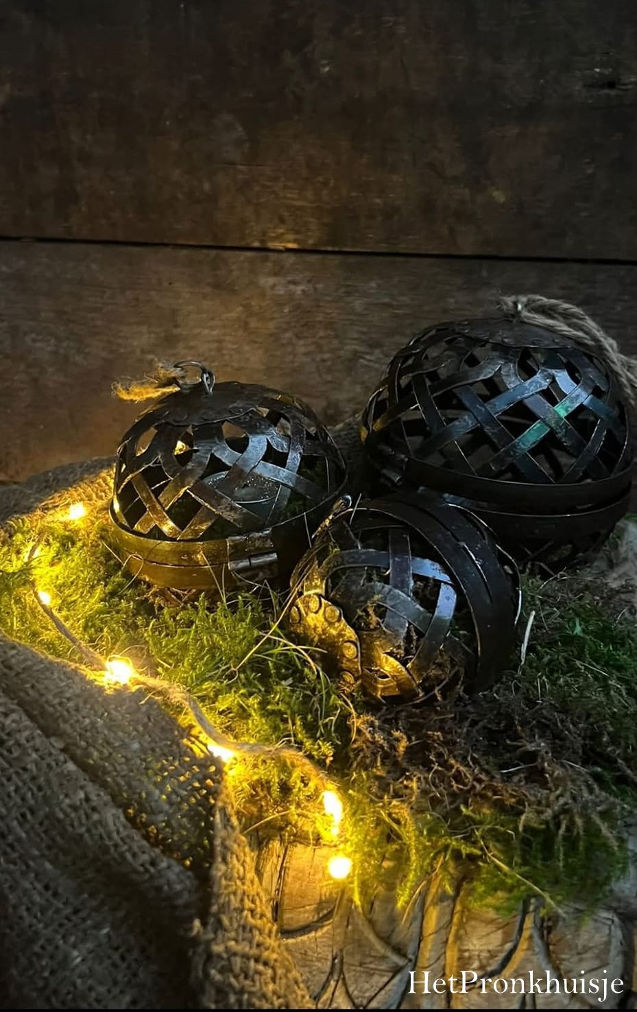 Set ijzeren deco ballen