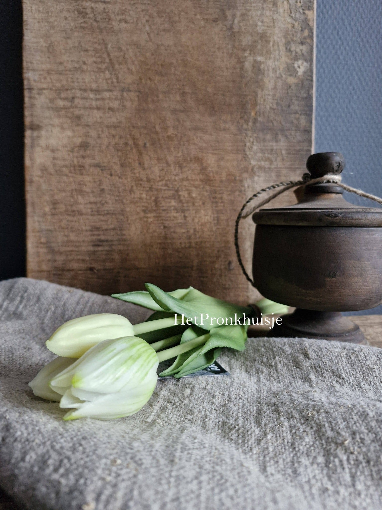 Tulpen. Wit. 3 Stelen