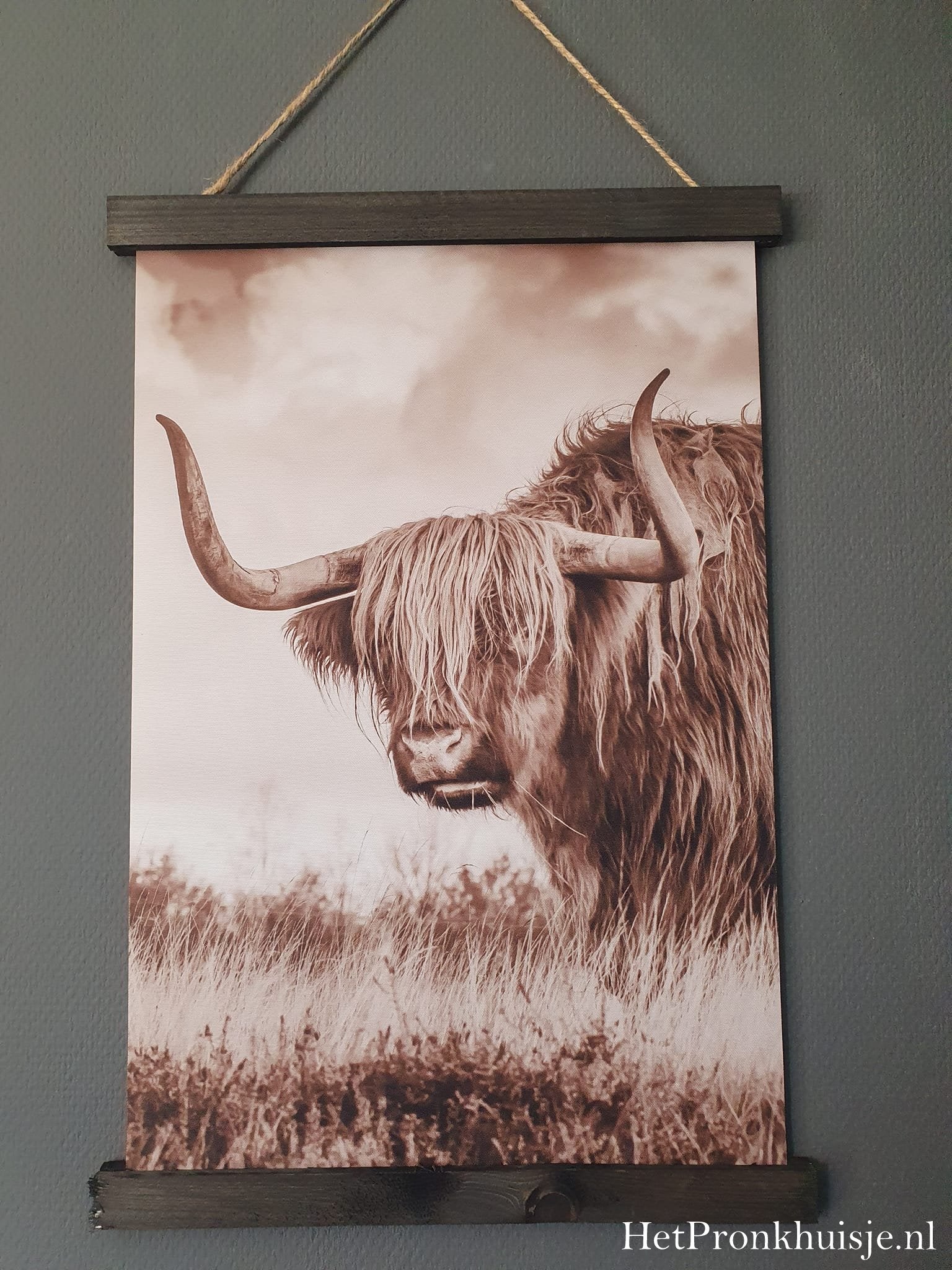 Wanddoek. Hooglander sepia.