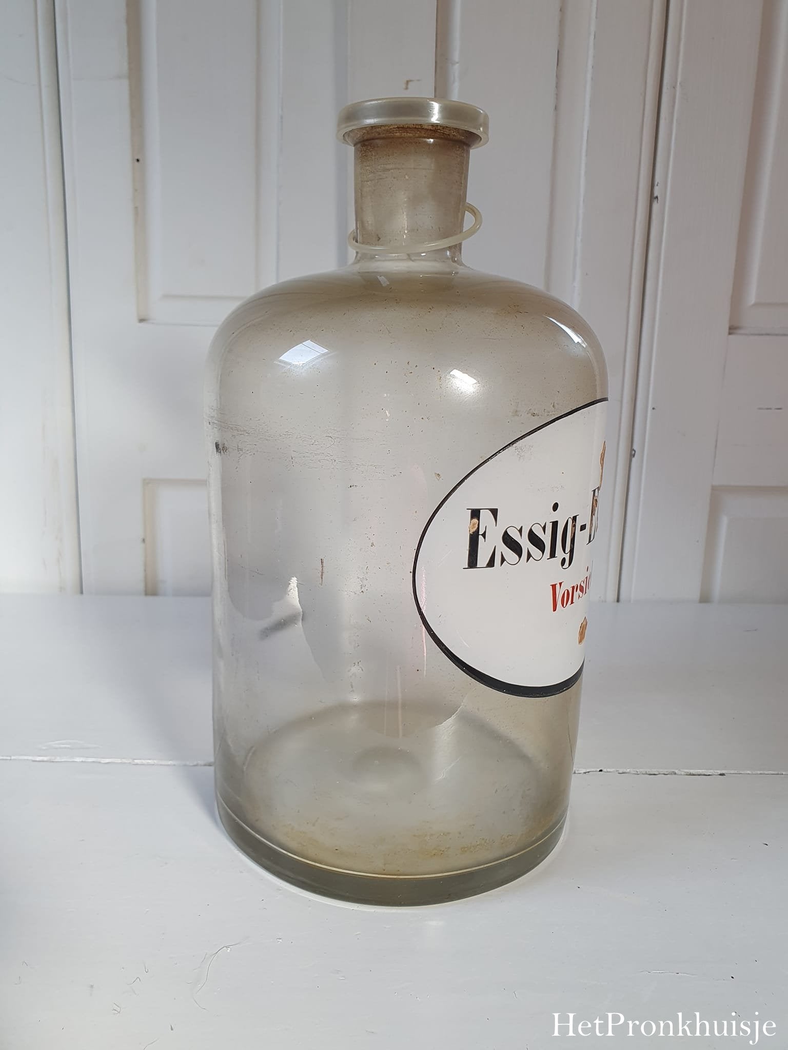 Apothekersfles met etiket