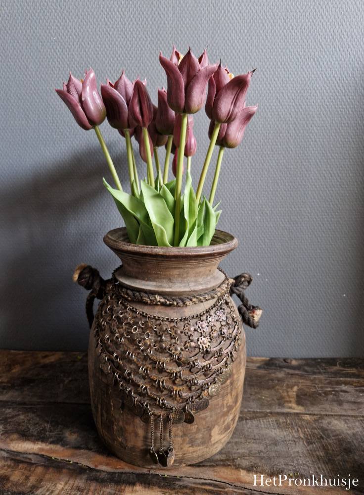 Bos tulpen. Aubergine. 5 stelen