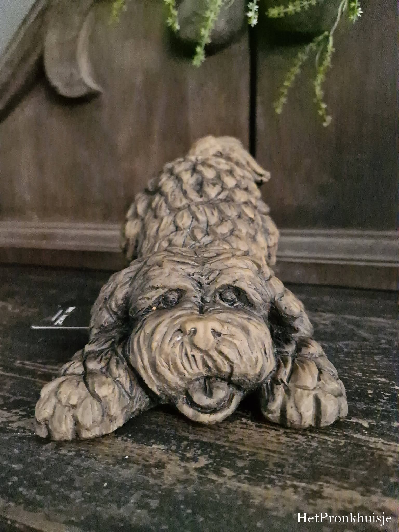 Brynxz Barking dog. Majestic Brown