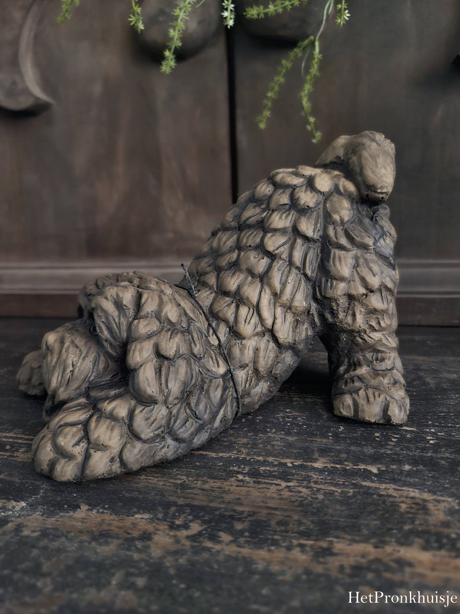 Brynxz Barking dog. Majestic Brown