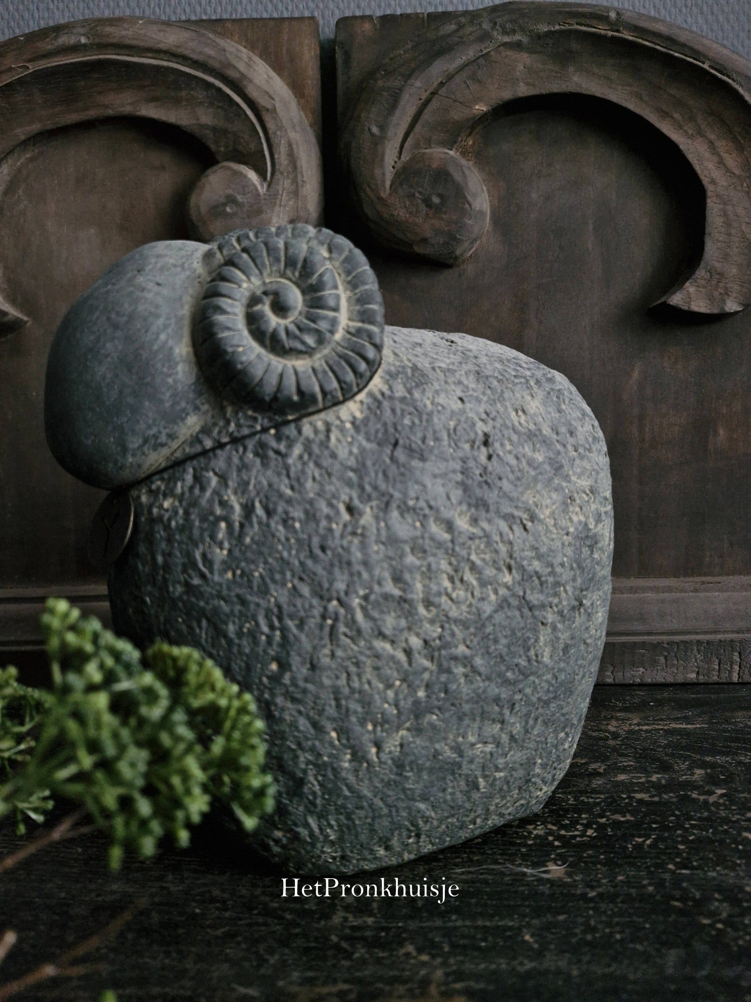 Brynxz Sheep wit horn. Majestic vintage