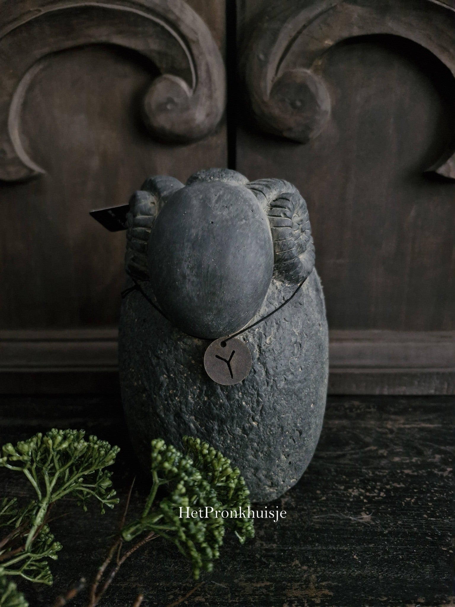 Brynxz Sheep wit horn. Majestic vintage