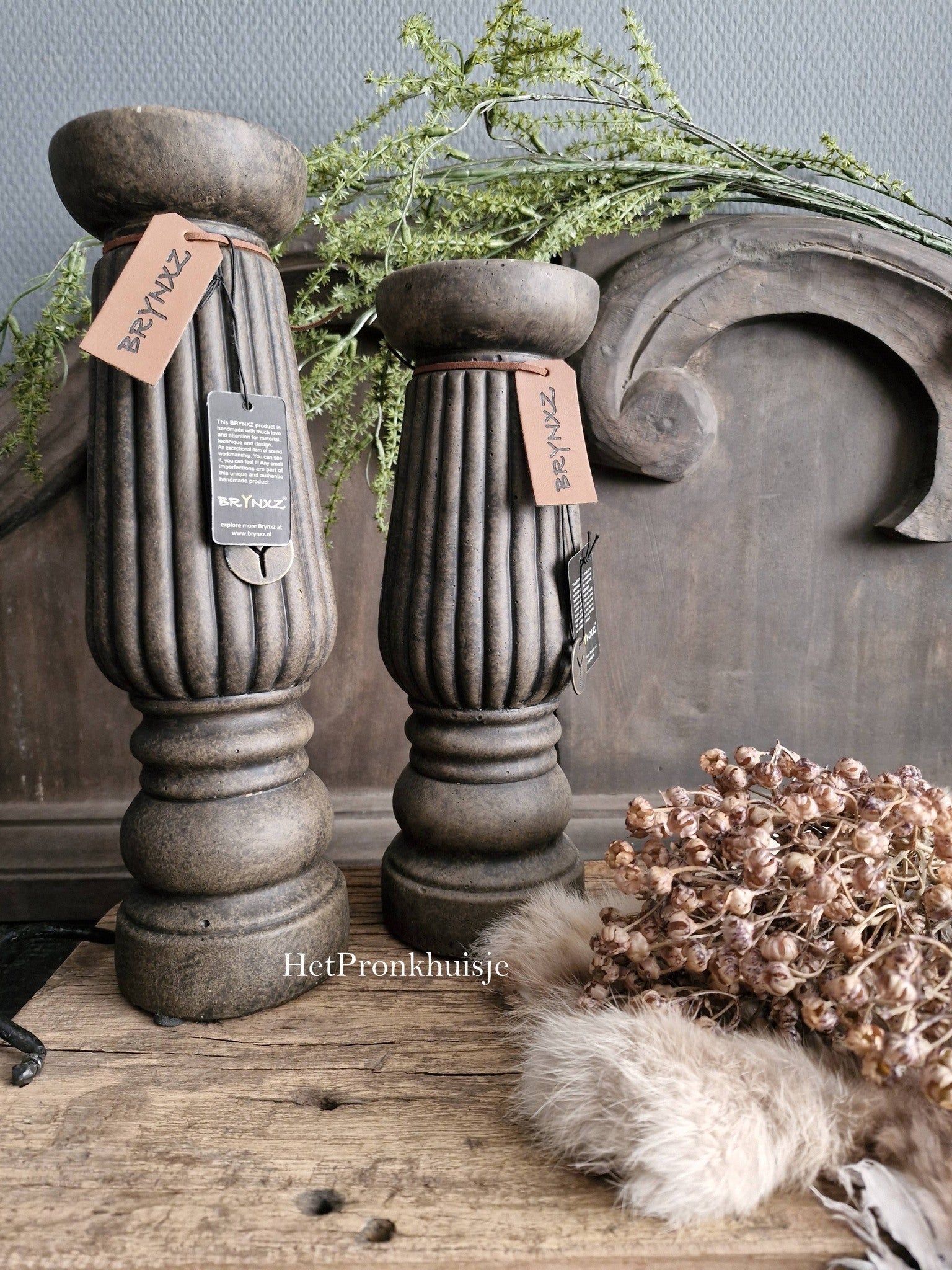 Brynxz kandelaar. Luxury relief. Majestic Brown
