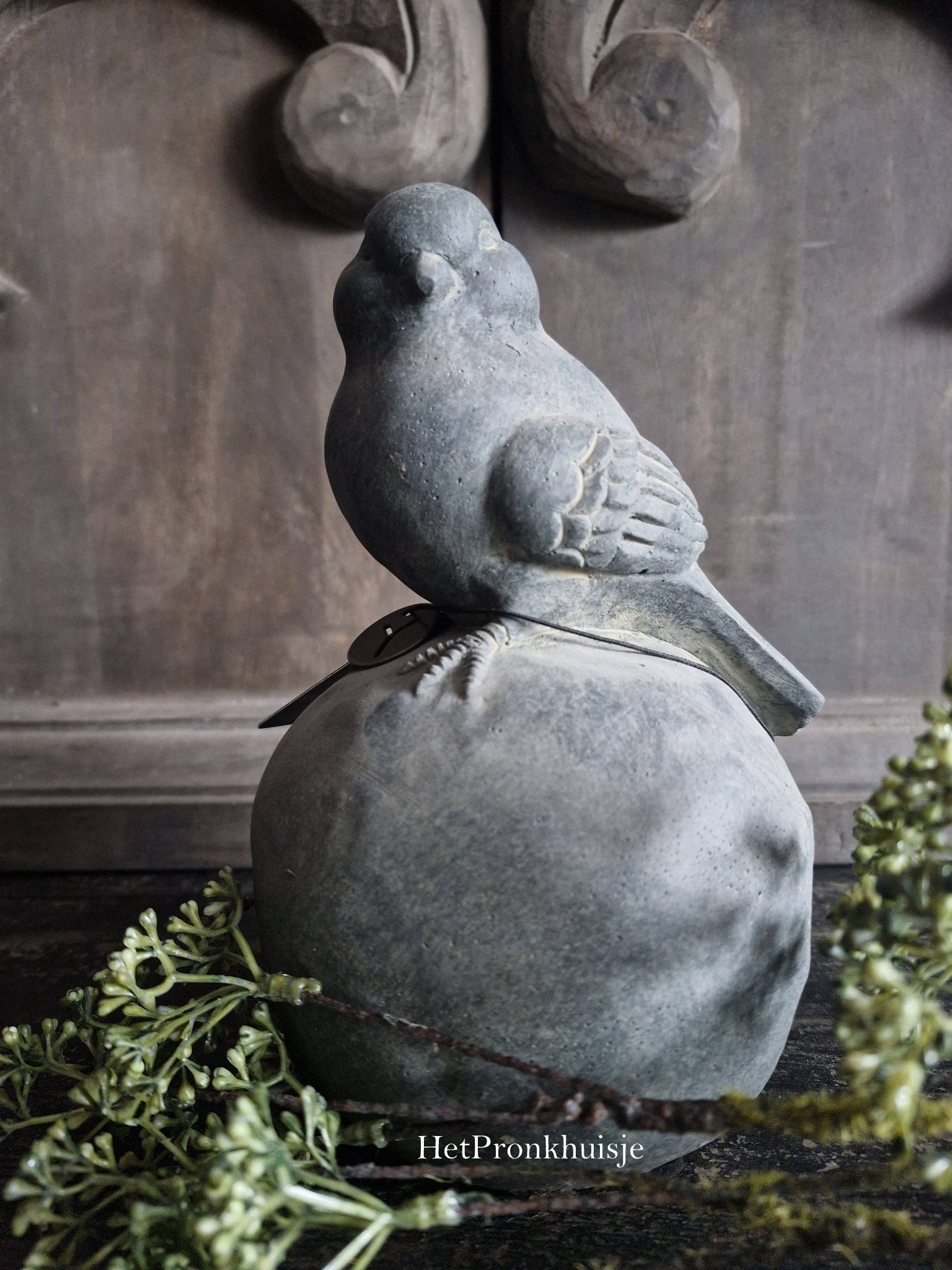 Brynxz. Vogel op bal. Majestic vintage