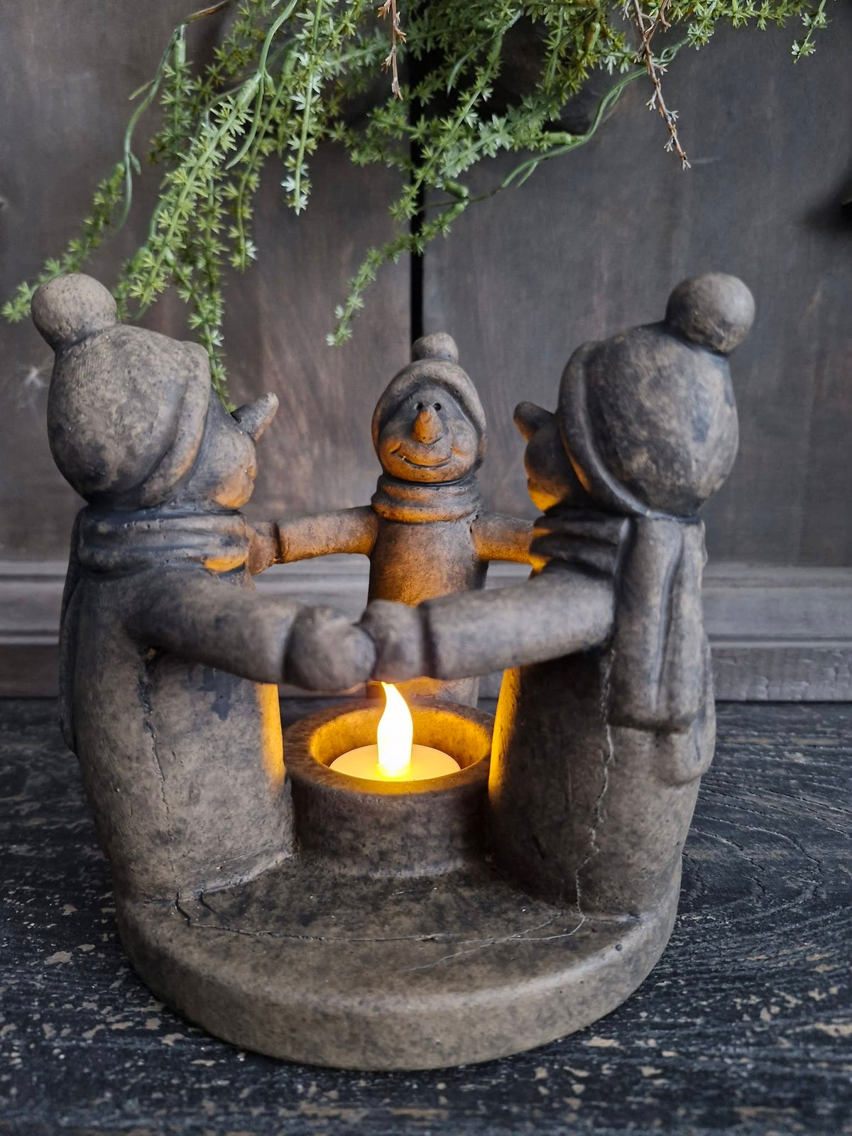 Brynxz. Circle of snowmen. Tealight. Majestic Brown