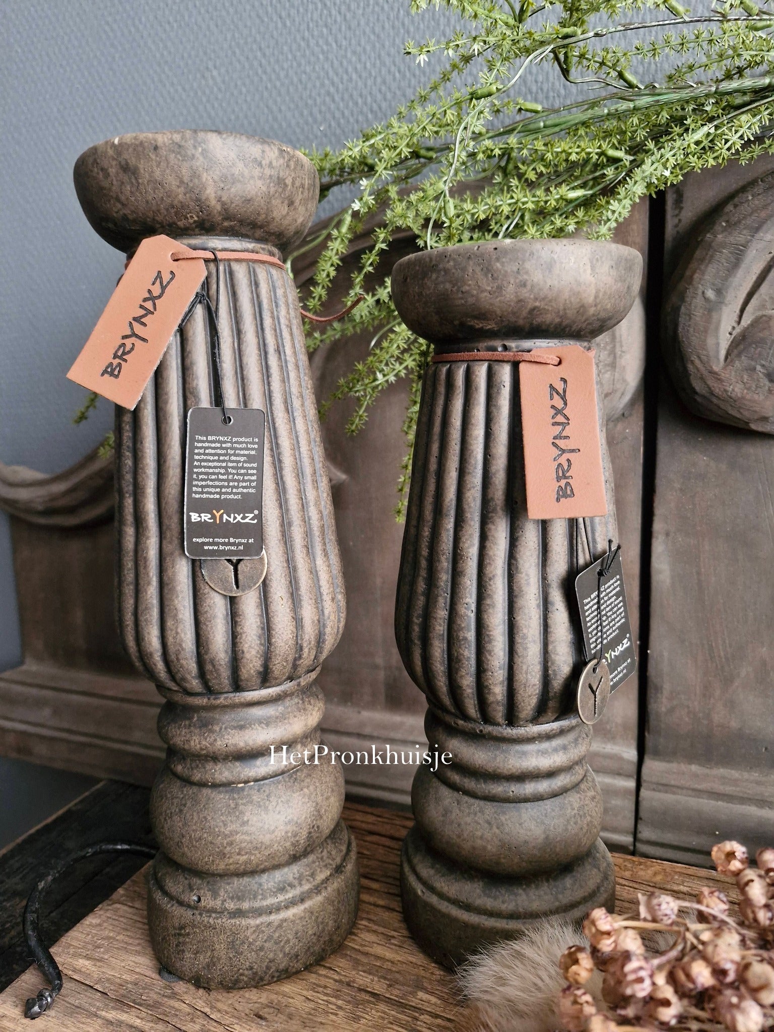 Brynxz kandelaar. Luxury relief. Majestic Brown