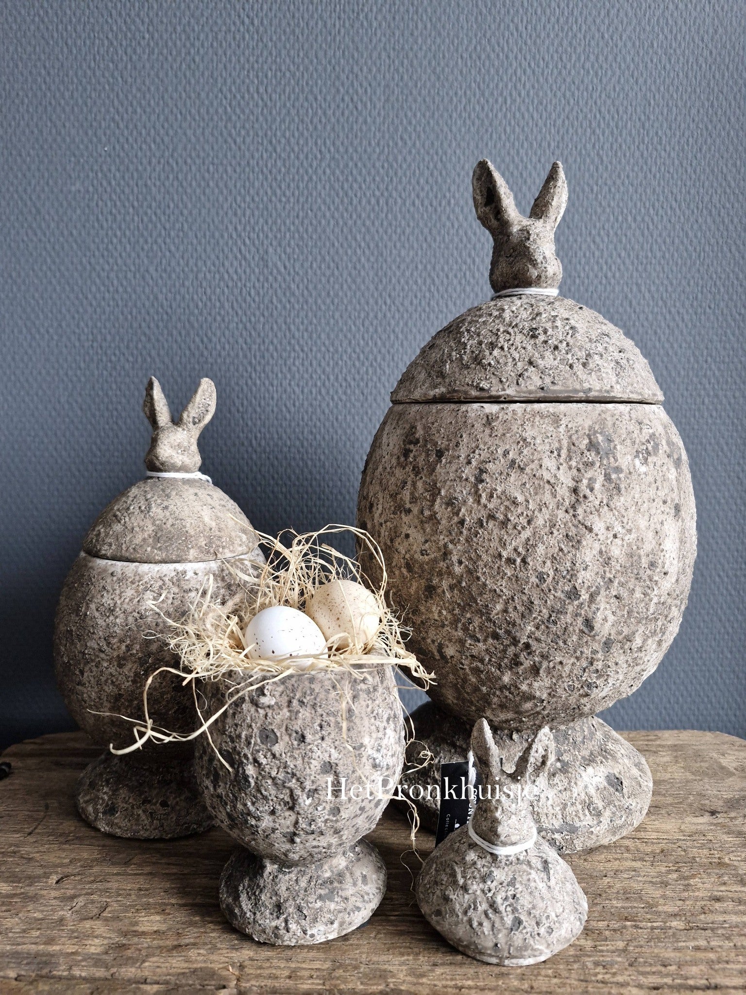 Decoratieve pot met haas