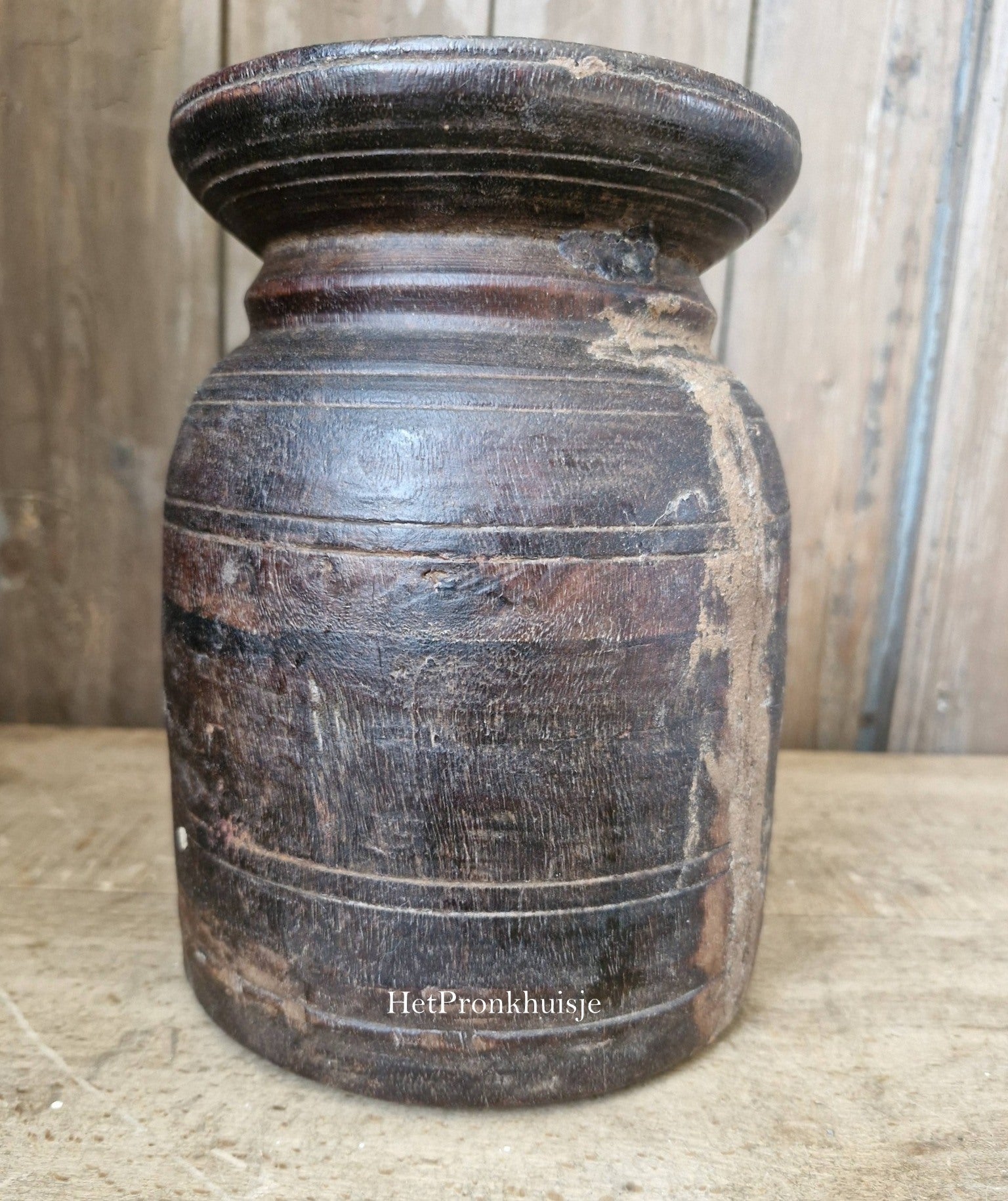 Oude Nepalese pot