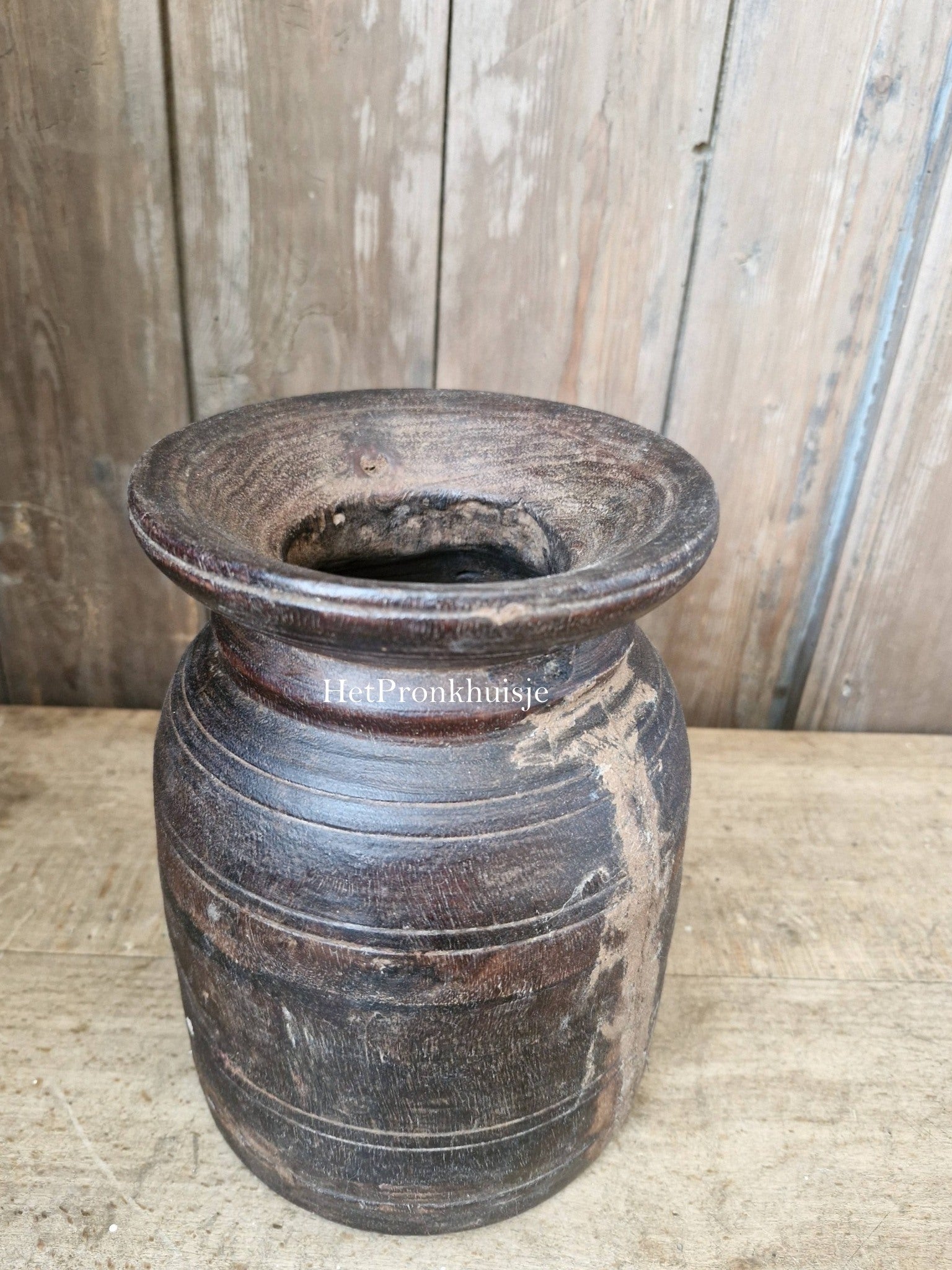 Oude Nepalese pot
