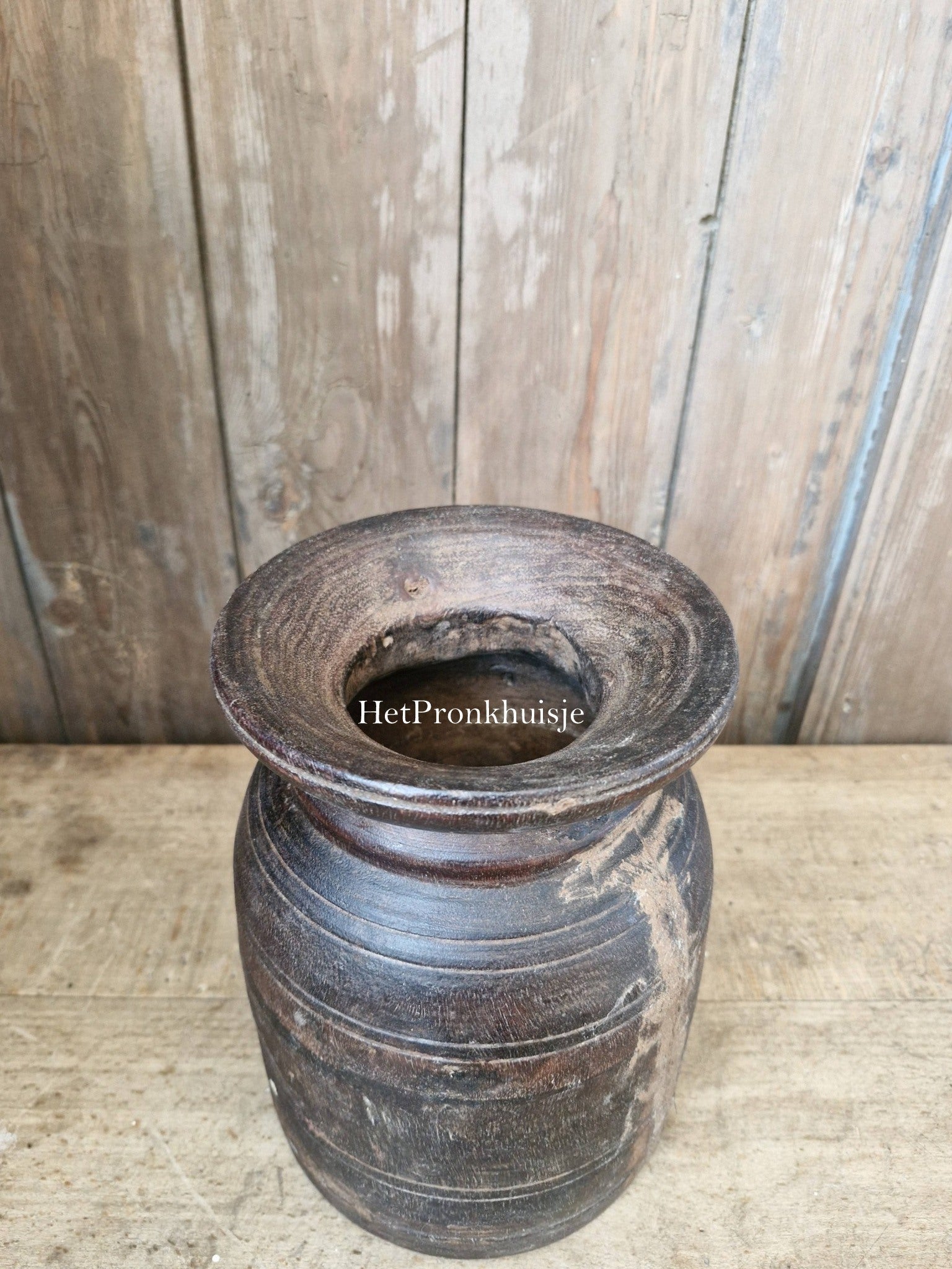 Oude Nepalese pot
