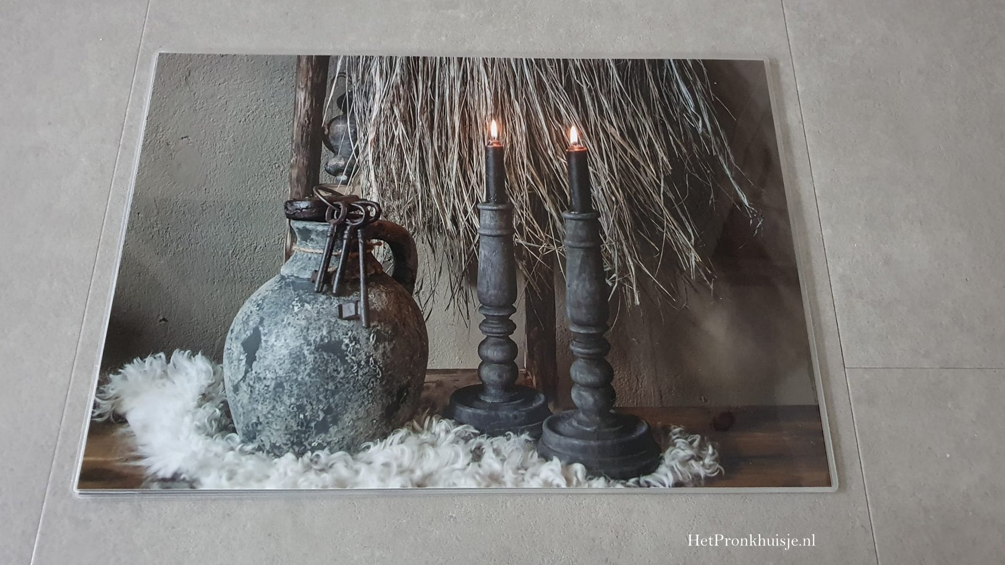 Placemat. Kandelaren met kruik