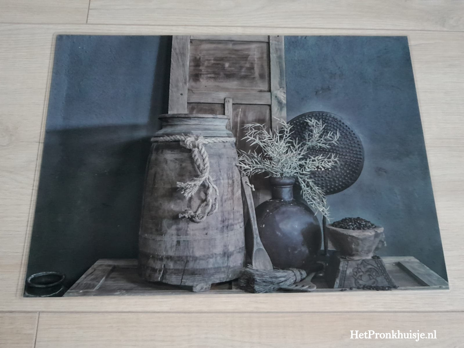 Placemat. Luik met decoratie
