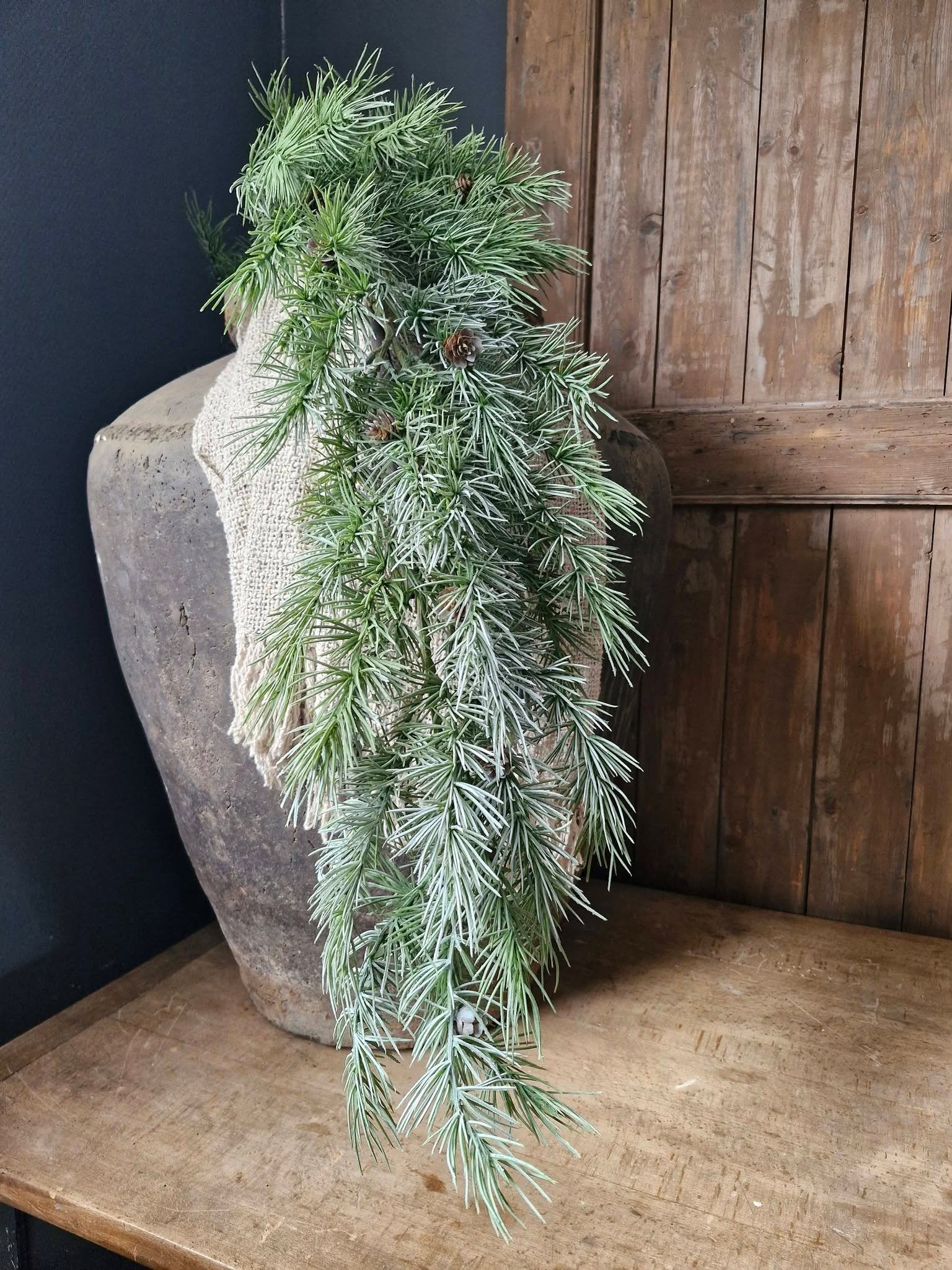 Suzo. Kunst guirlande van ceder. 130cm