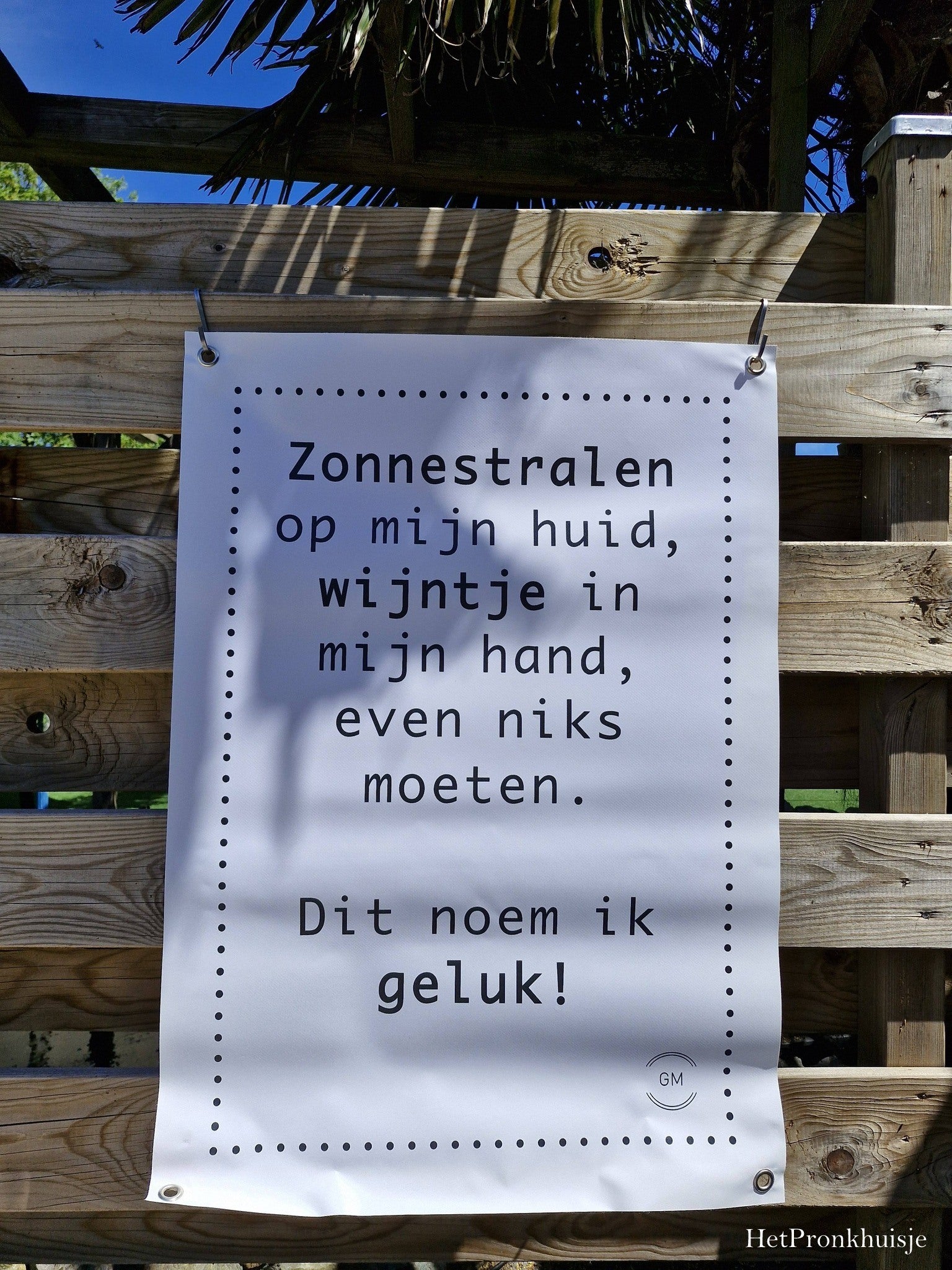 Tuinposter. Zonnestralen