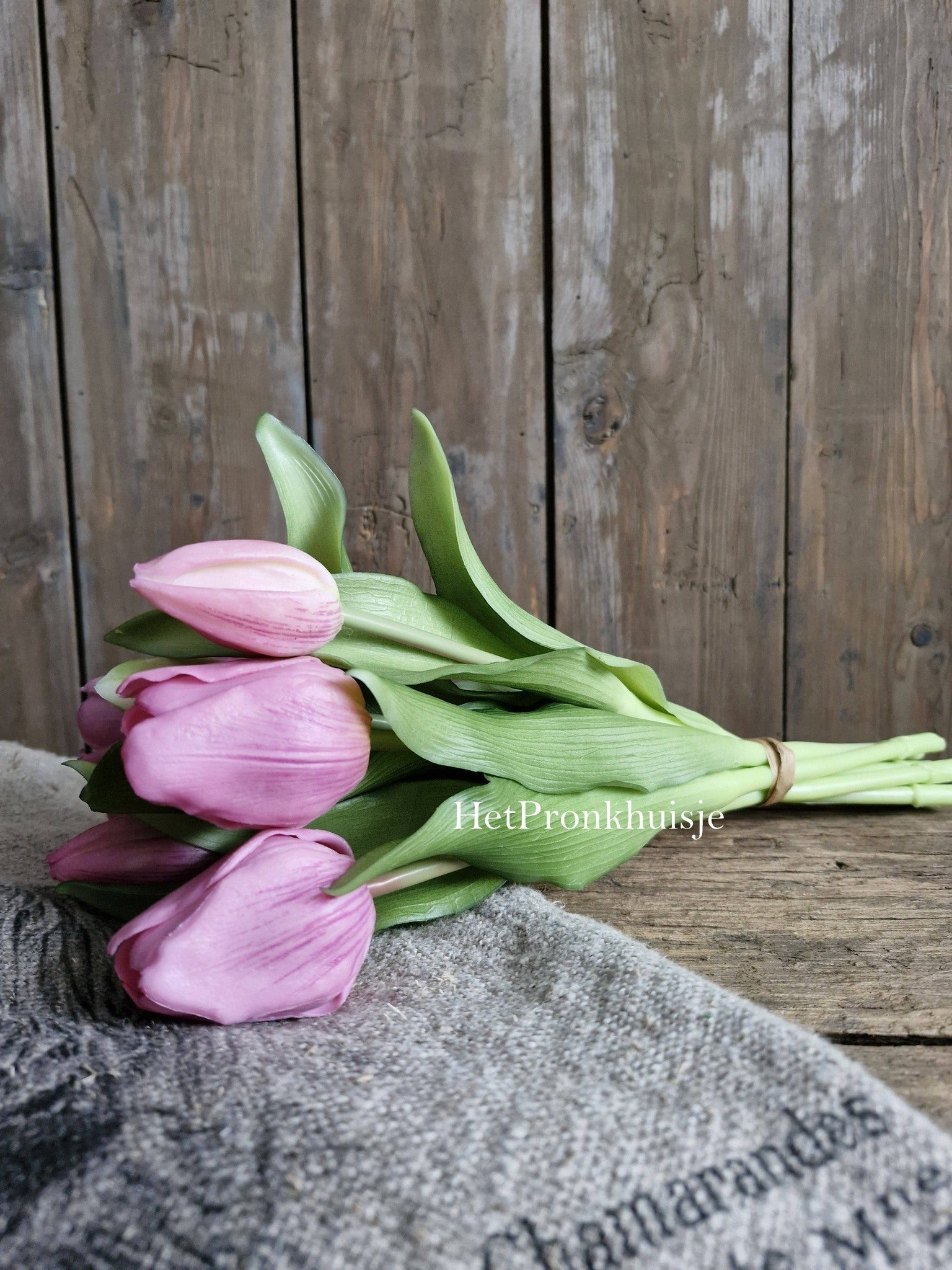 Tulpen. Donker roze. 7 Stelen