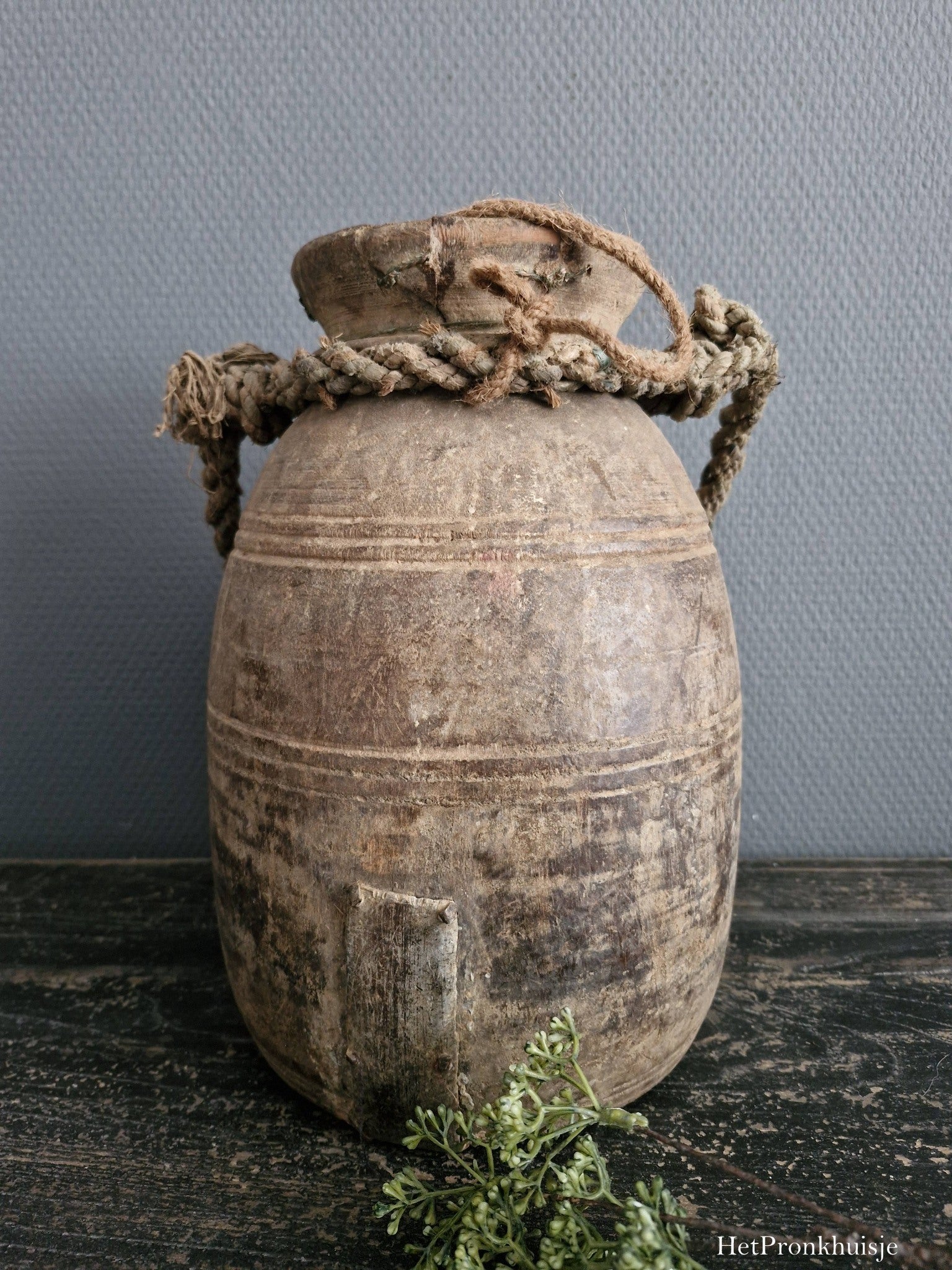 Unieke houten kruik met deksel